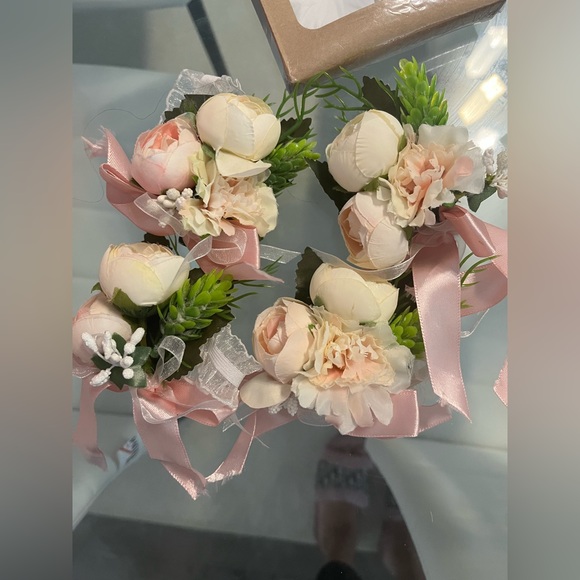 Wedding stuff - Picture 3 of 11